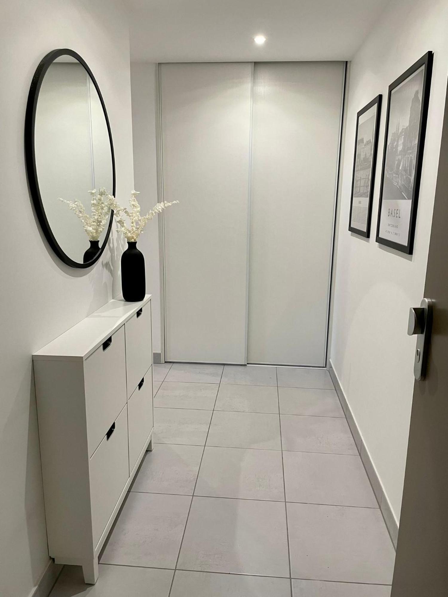 Апартаменти A Few Steps From Basel With Balcony And Free Private Parking Сен-Луї Екстер'єр фото